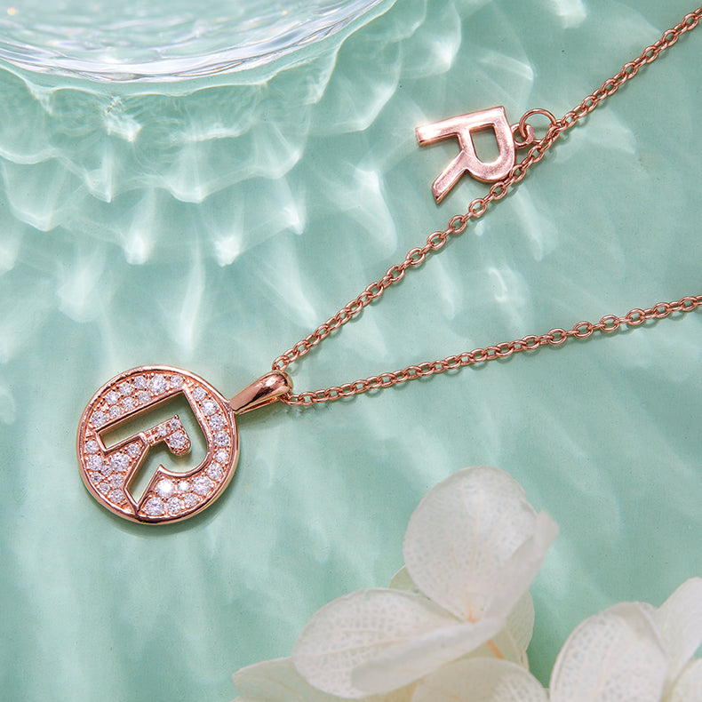 One Of The 26 Letters, R, Set With Top-quality Moissanite, Luxurious And Fashionable Light Luxury Trend Jewelry, Silver Necklace Pendant S925 Silver Electroplated Rose Gold