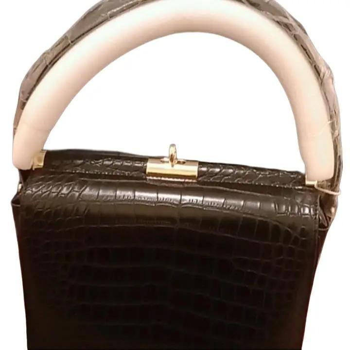 Biface rigid crocodile effect handbag 19G – 2786