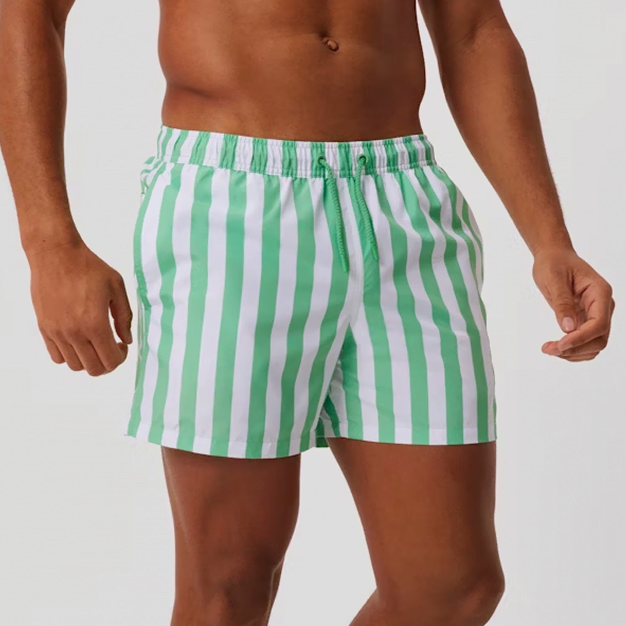 Loose Fitting Print Swimming Trunks With Pocket For Men