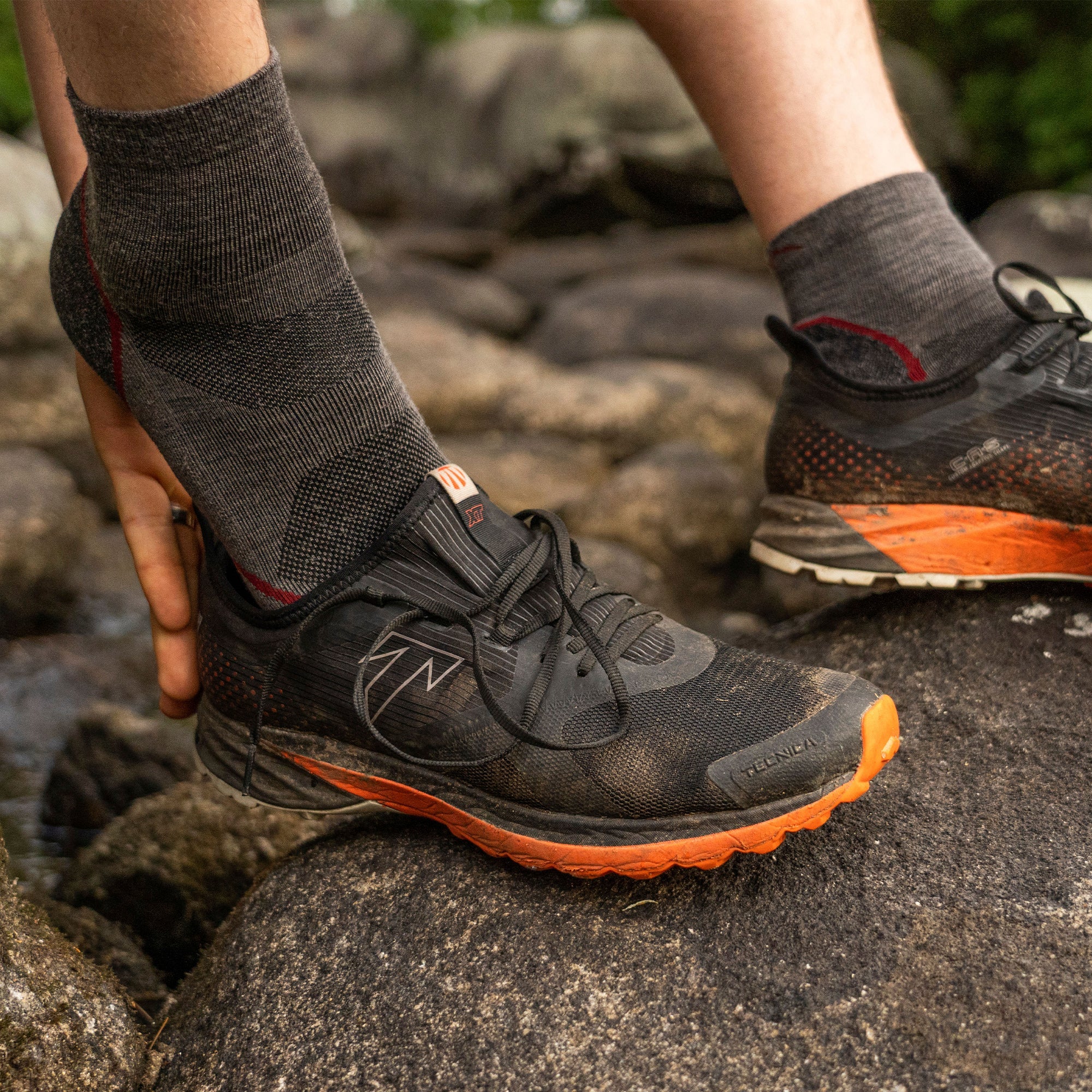 Mens Quarter Lightweight Hiking Anti Blister Merino Wool Socks