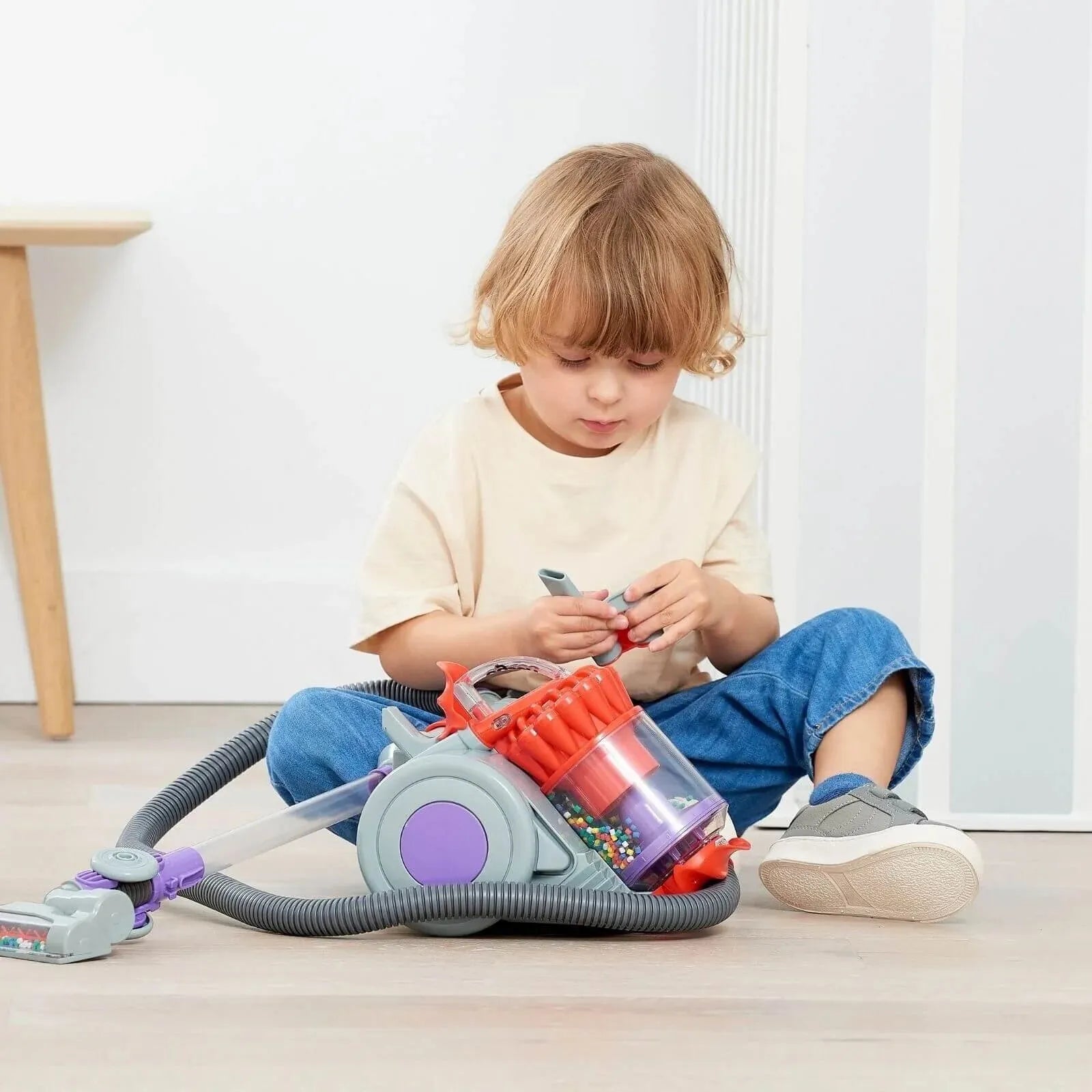 Casdon Dyson DC22