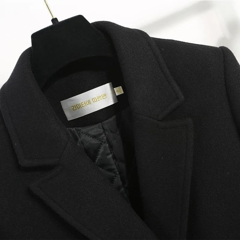 Women's Winter Classic Black Woolen Mid-Length Woolen Blend Overcoat