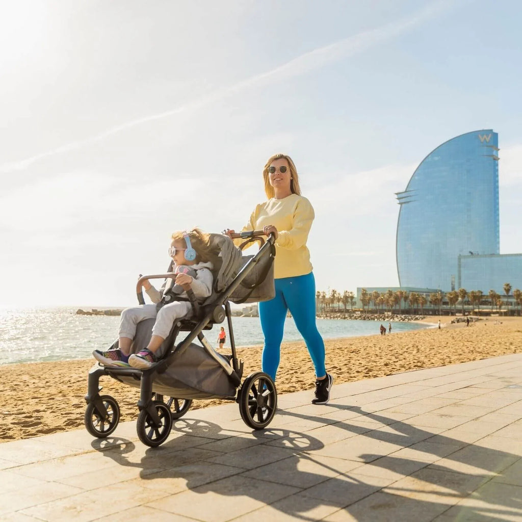 Mee-Go Uno Plus 2-in-1 Pushchair & Pram - Grey/Chrome
