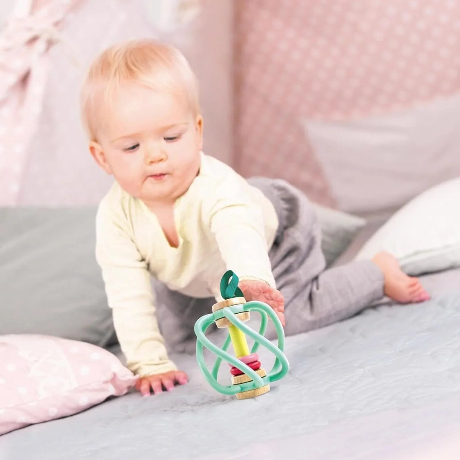 Hape Apple Grab Toy