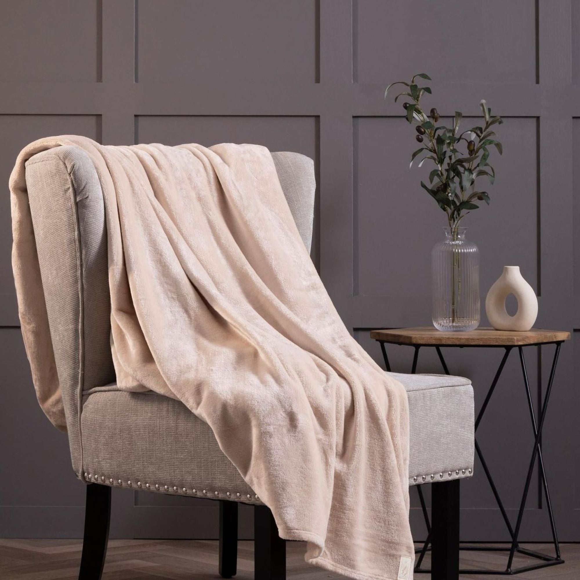 Extra Soft Warm Large Luxury Thermal Fleece Throw Blanket - 180 x 200 cm