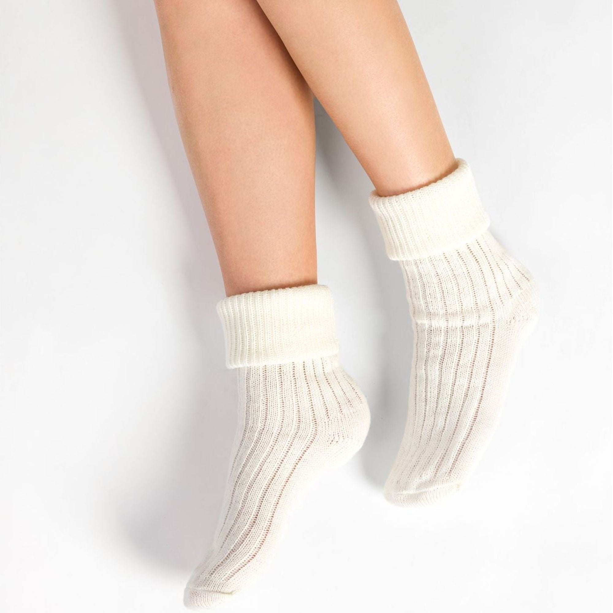 3 Pack Ladies Cosy Wool Bed Socks (2 Sizes)