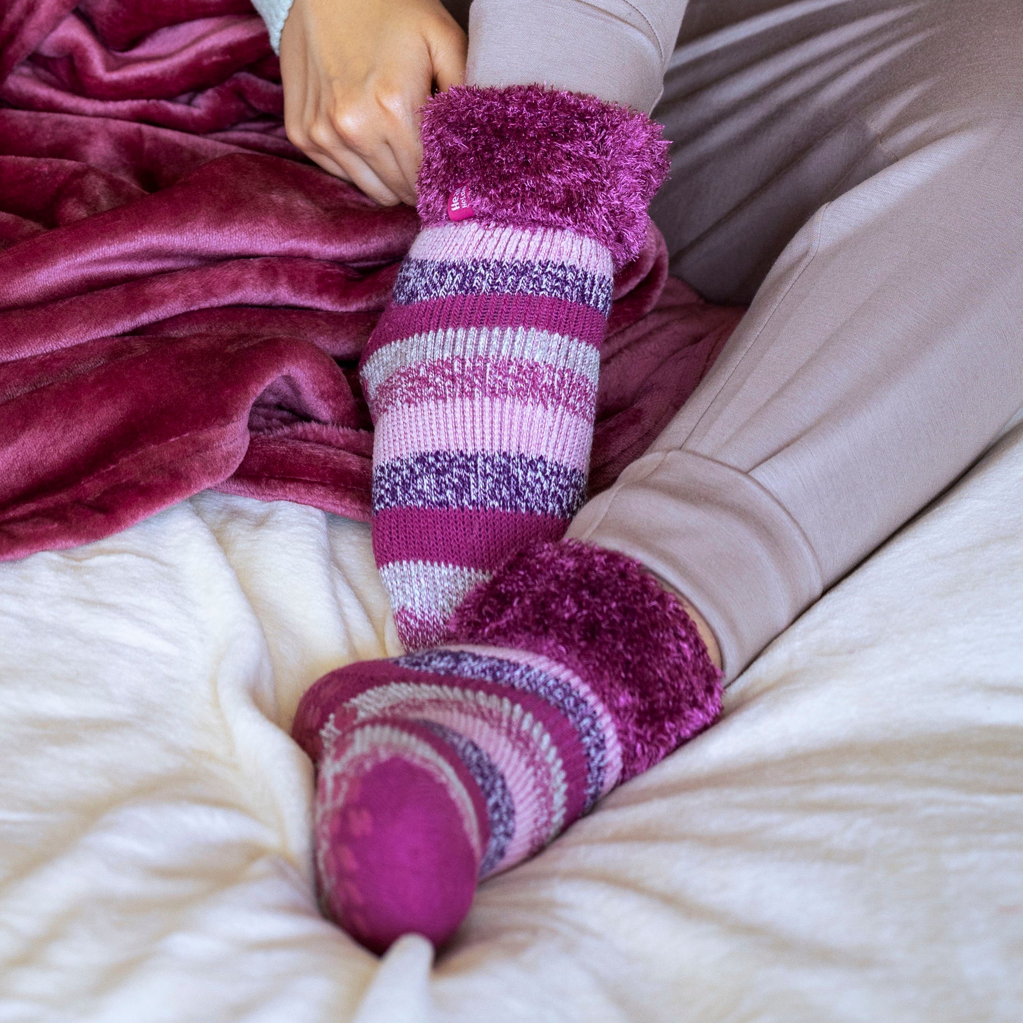 Ladies Stripe Lounge Socks With Lure