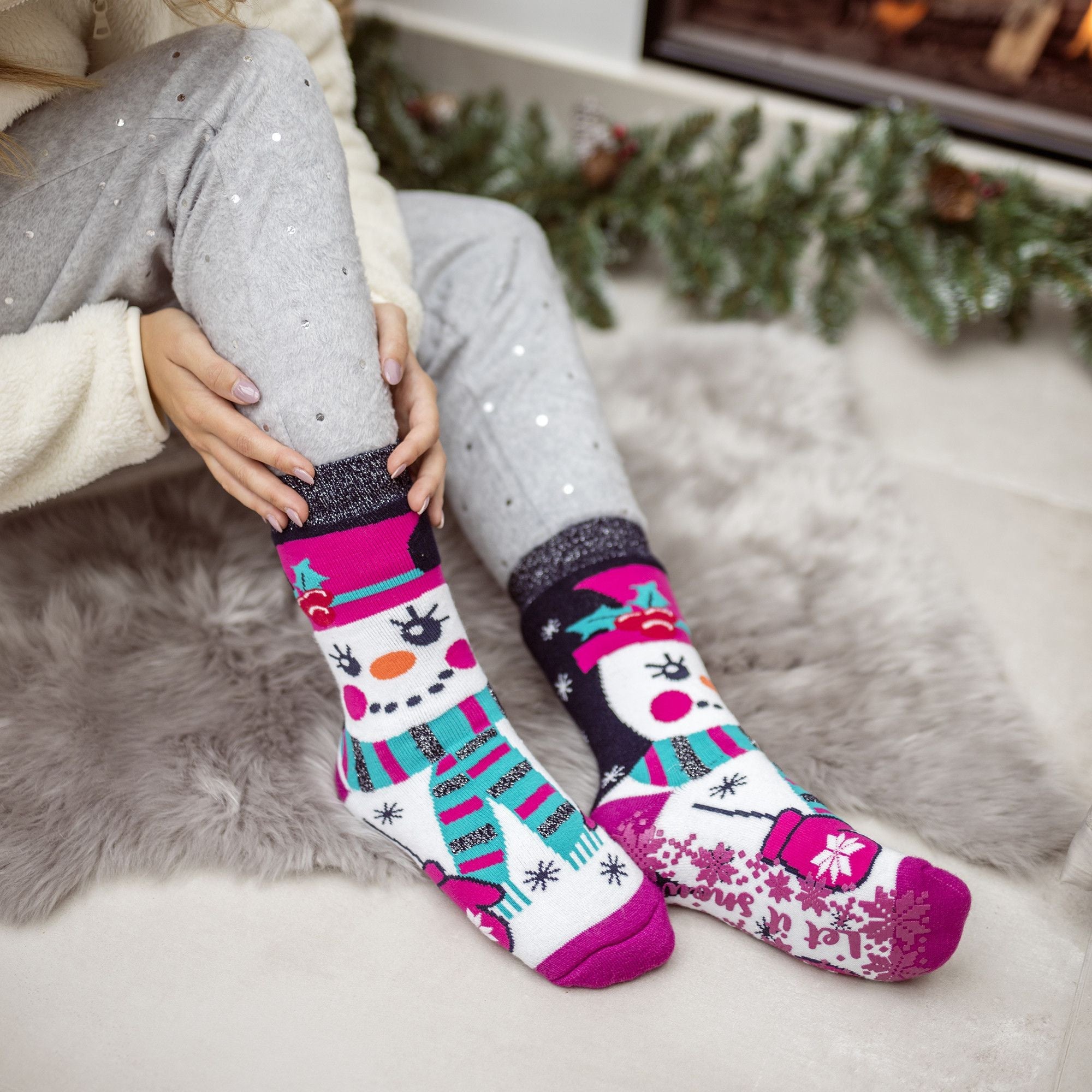 Mens / Ladies Thermal Christmas Non Slip Slipper Socks with Grippers