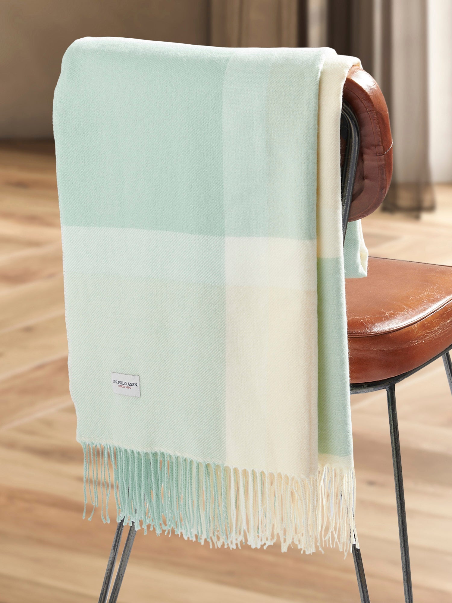 Luxurious Soft Check Boxed Throw in Harbour Grey