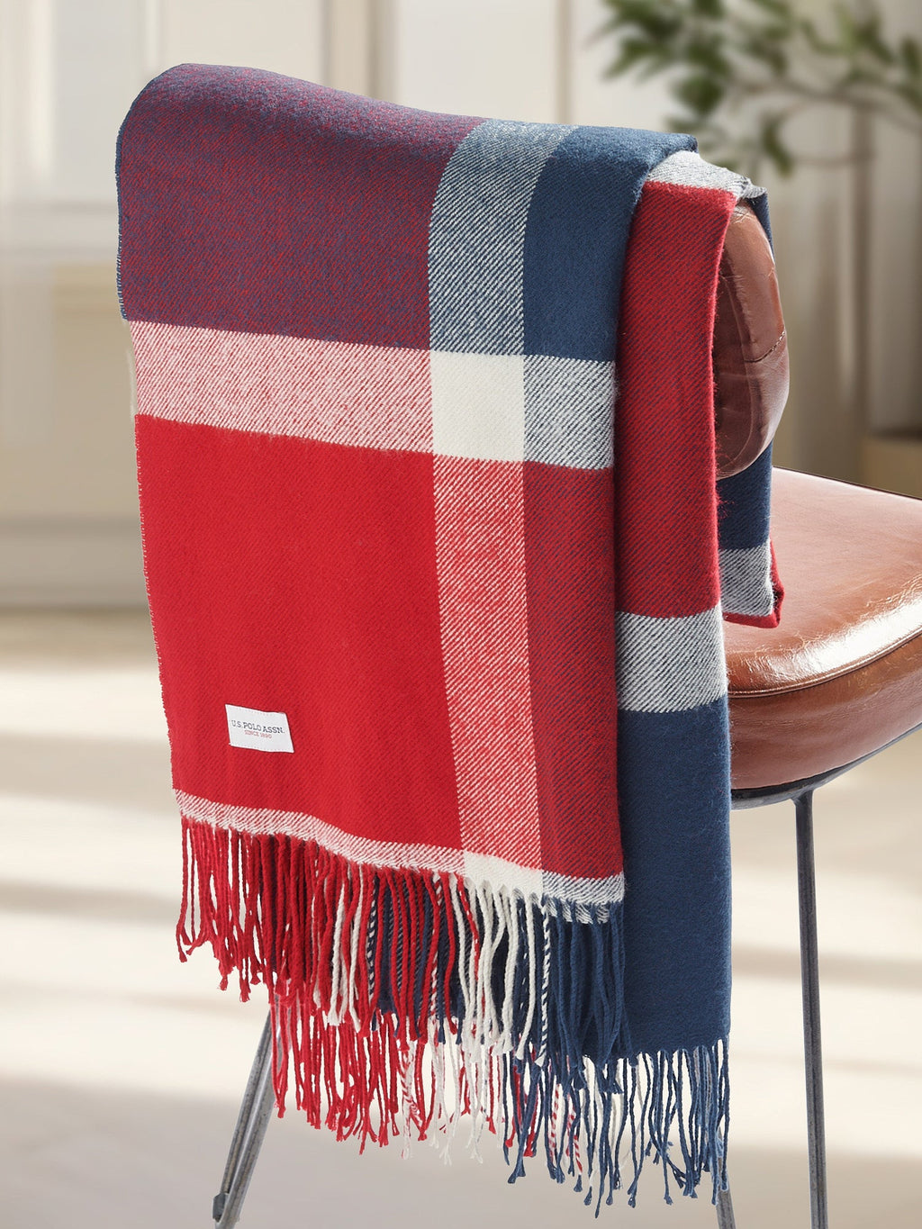 Luxurious Soft Check Boxed Throw in Navy Iris