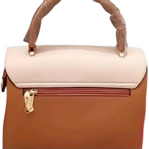 Tricouleurs handbag with flap decorated with letter B and golden fringe 20H 2998