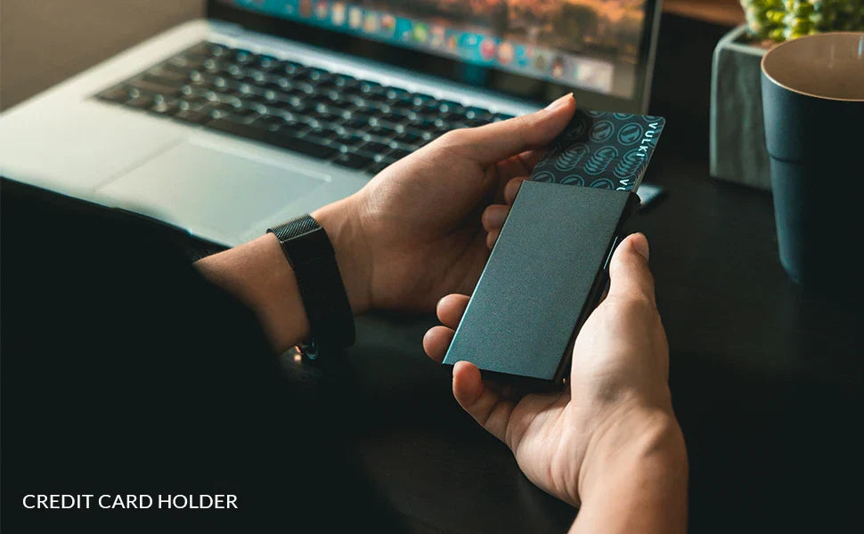 2022 New Card Wallet for Men Credit Card Holder RFID Blocking Pop Up Card Holder Women Minimalist Aluminum Smart Wallet
