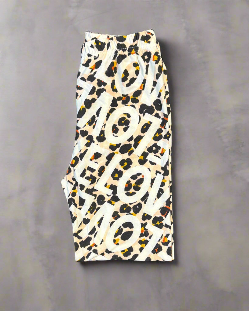 'Leopard love' design full length leggings