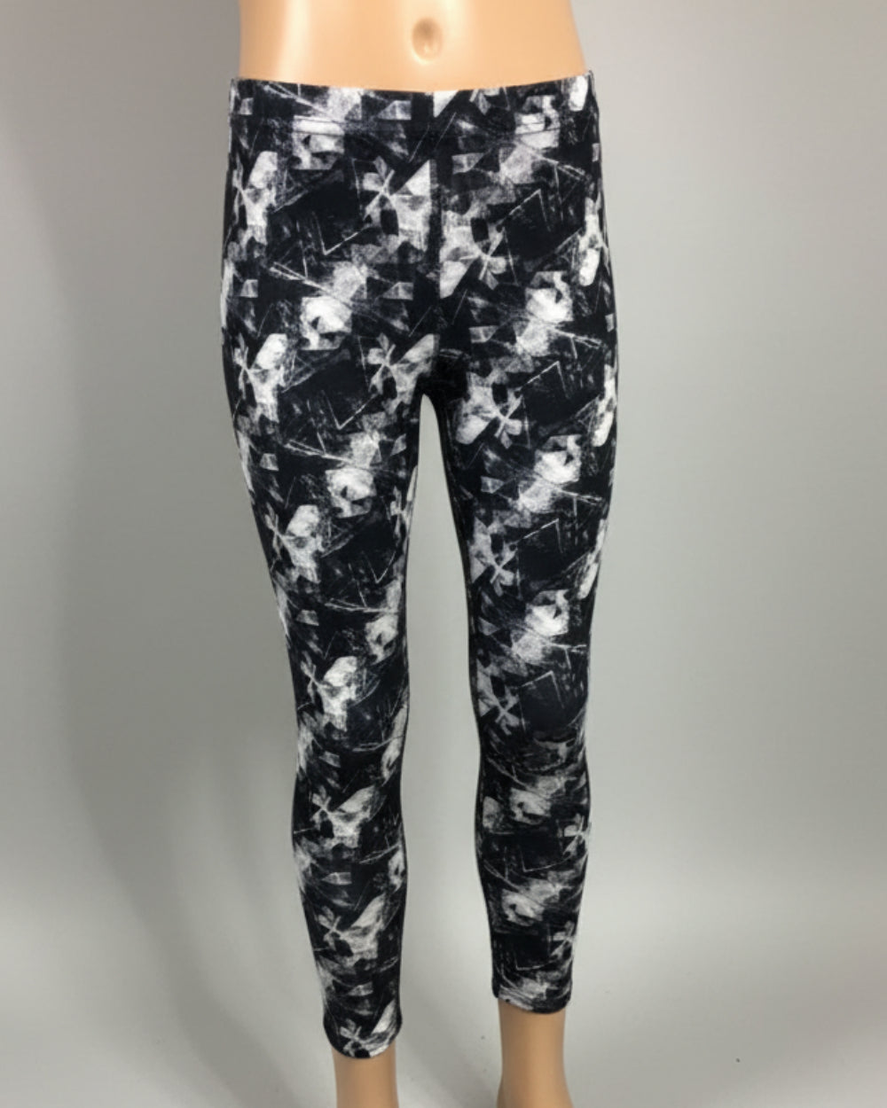Monochrome diamond design full length stretch leggings