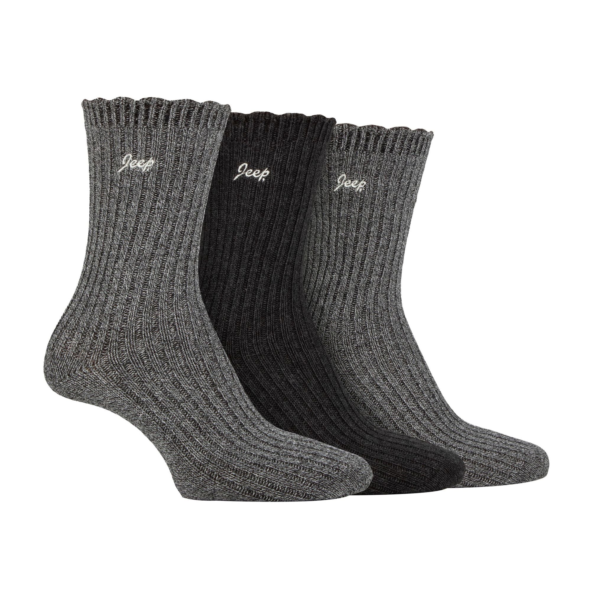 3 Pack Ladies Bamboo Scalloped Ankle Socks | Ribbed Cushioned