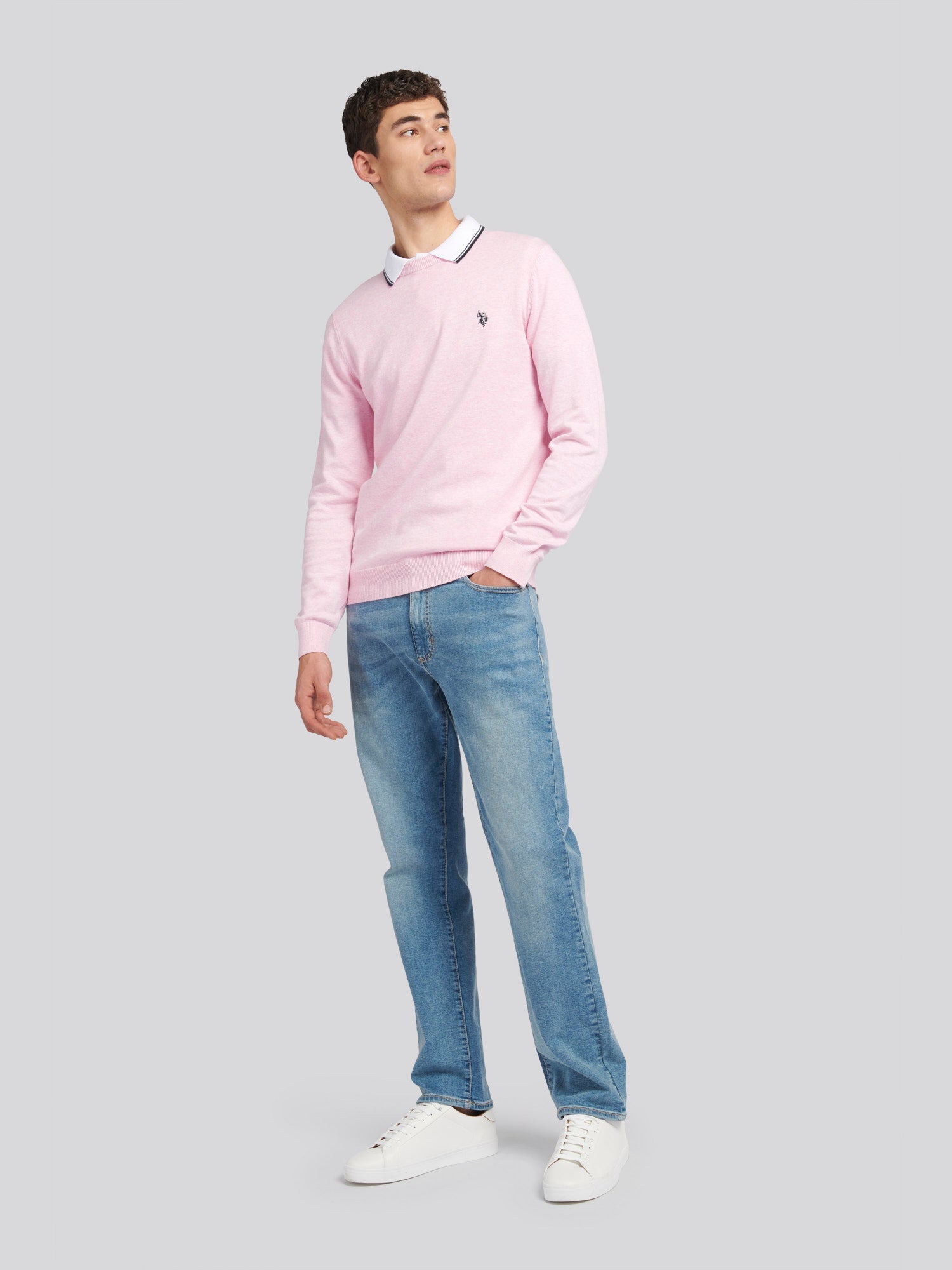 Mens 5 Pocket Regular Fit Denim Jeans in Mid Wash
