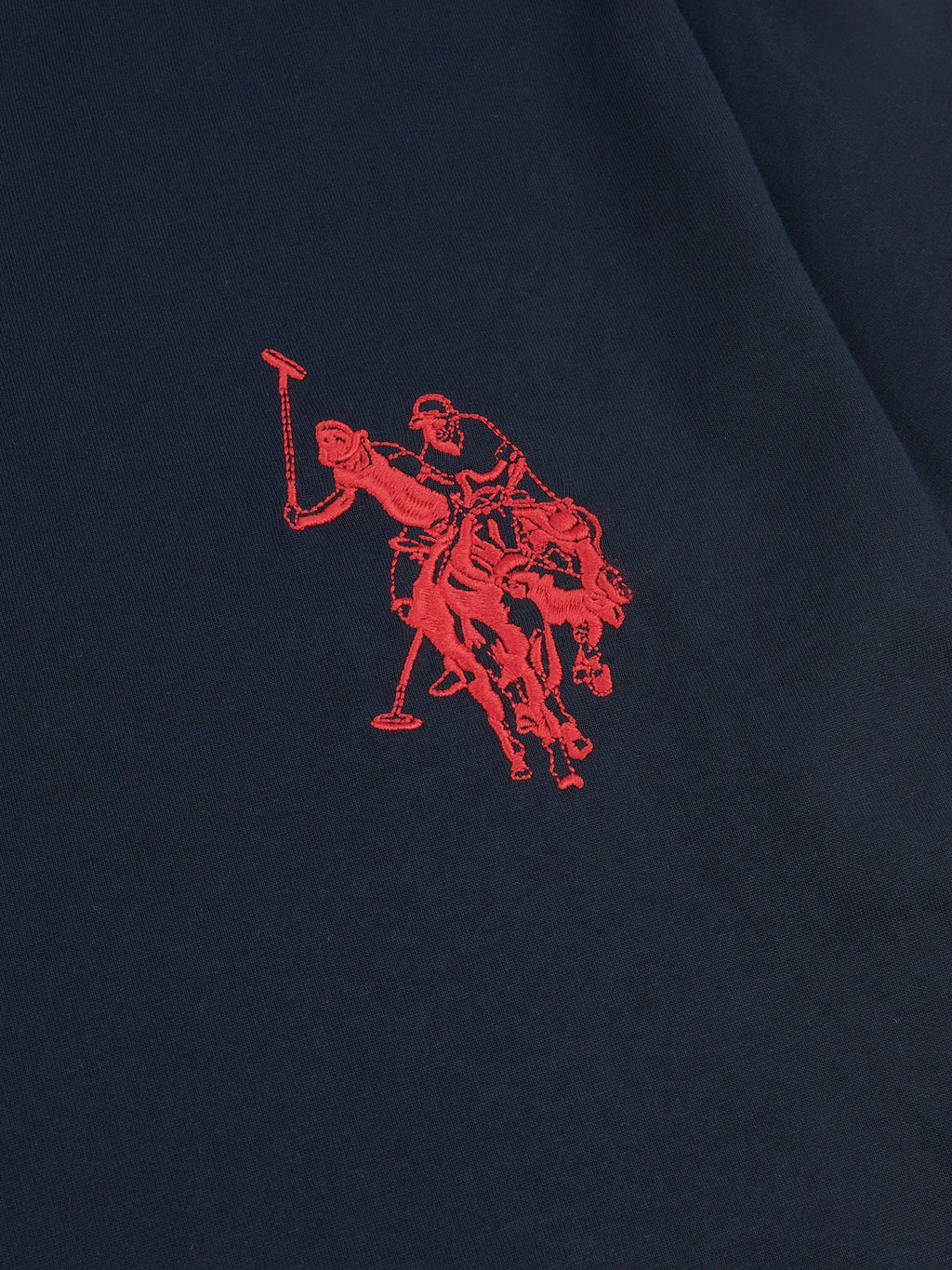 Mens Large Player T-Shirt in Dark Sapphire Navy / Haute Red DHM