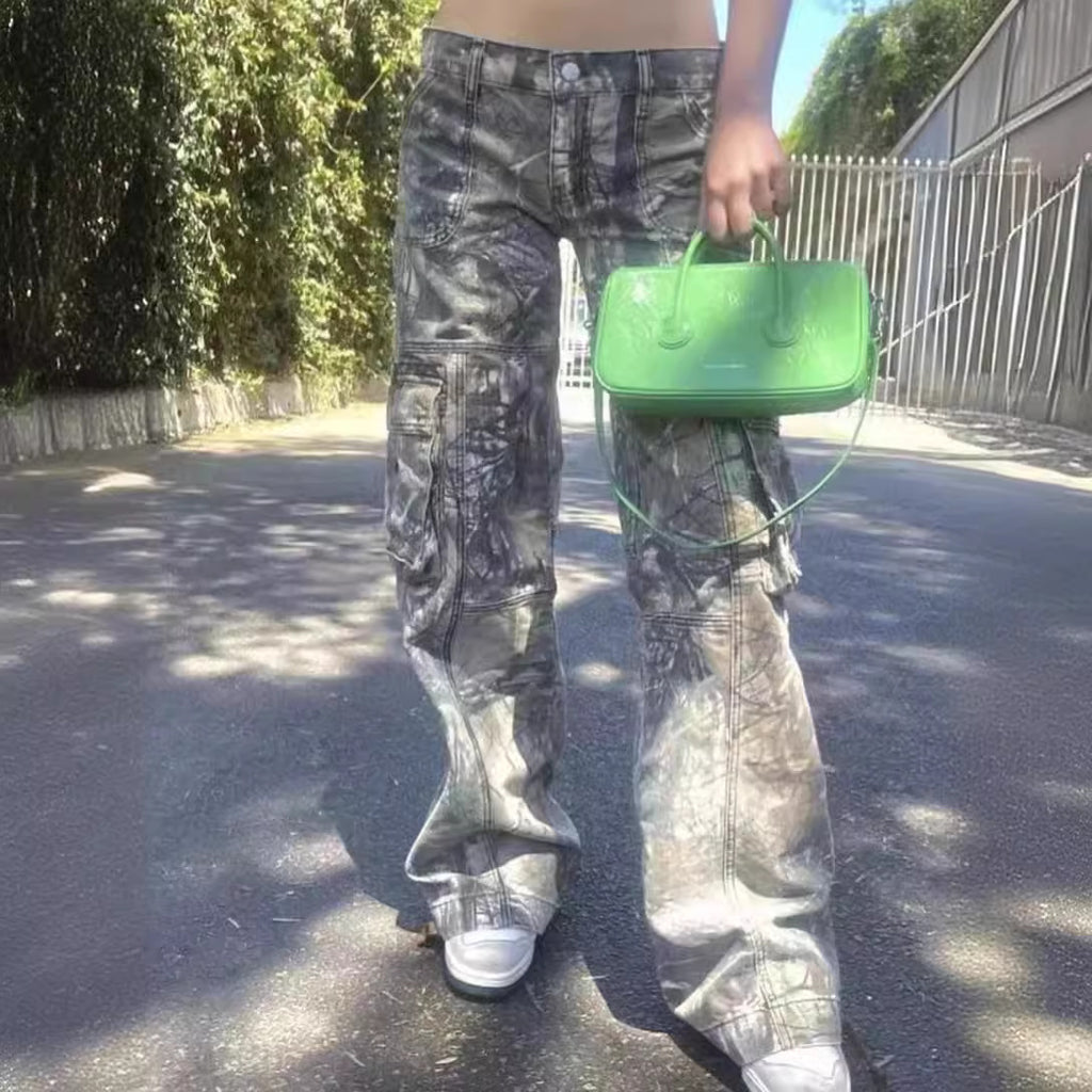 Women's camouflage cargo jeans