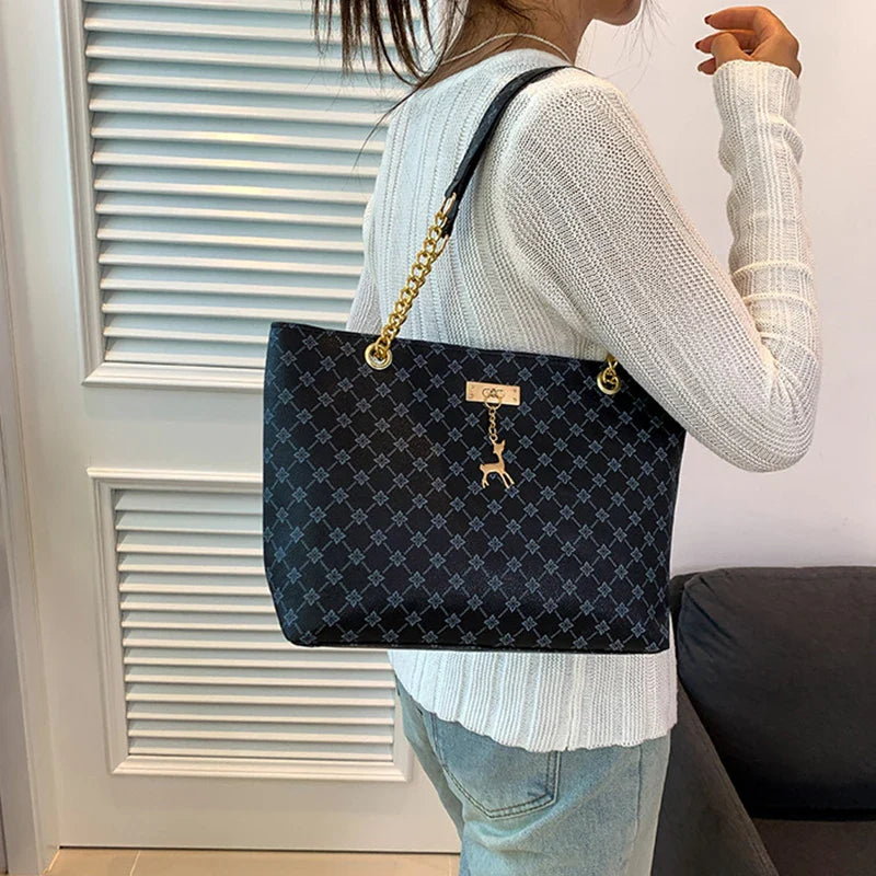 New Presbyopia Handbag Texture Soft Leather Large Capacity Tote Women Bag With Hanging Accessories Shoulder Bag