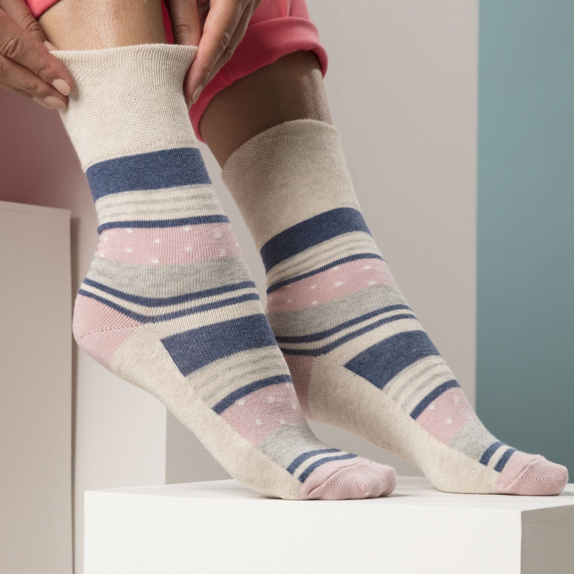 6 Pack Ladies Patterned Non Elastic Cotton Socks