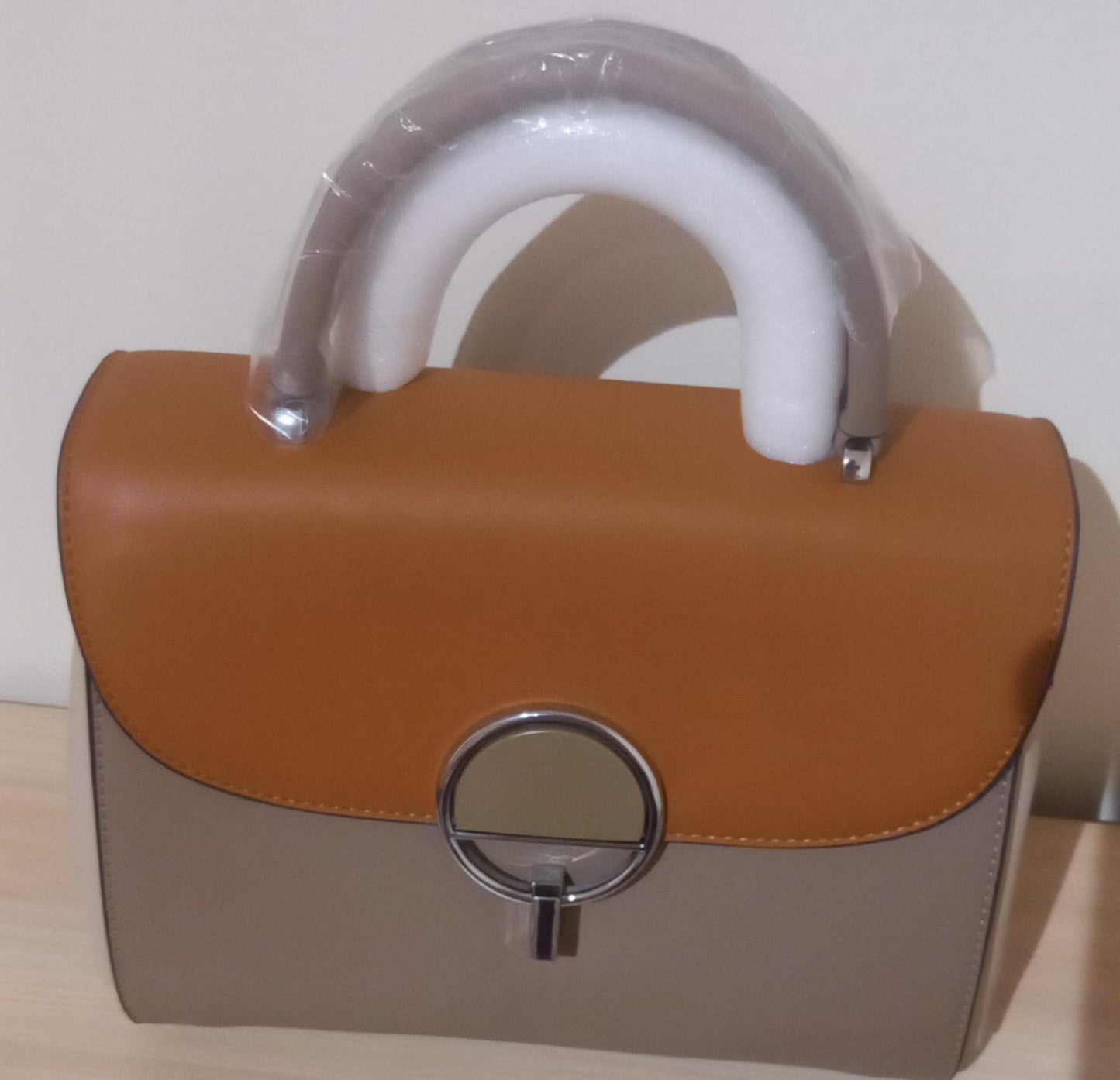 Tricolour handbag with flap 19G – 2890