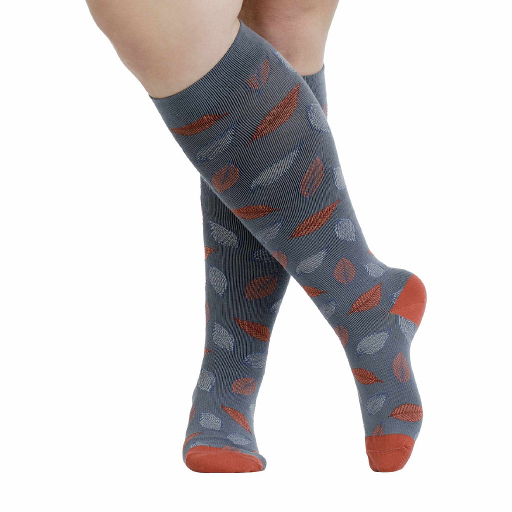 1 Pack Wide Calf Cotton Graduated Compression Socks | 20-30 mmHg
