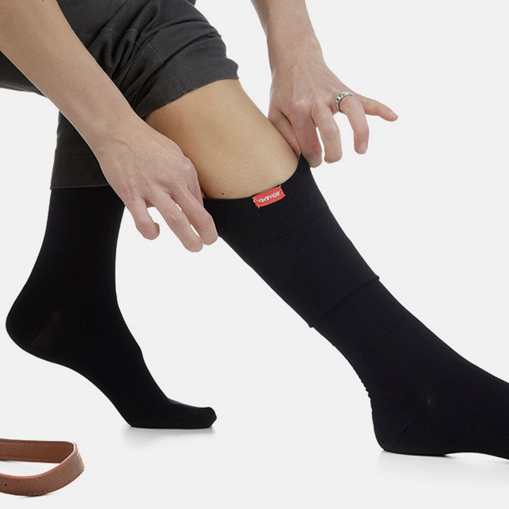 1 Pack Moisture Wicking Nylon Graduated Compression Socks | 30-40 mmHg