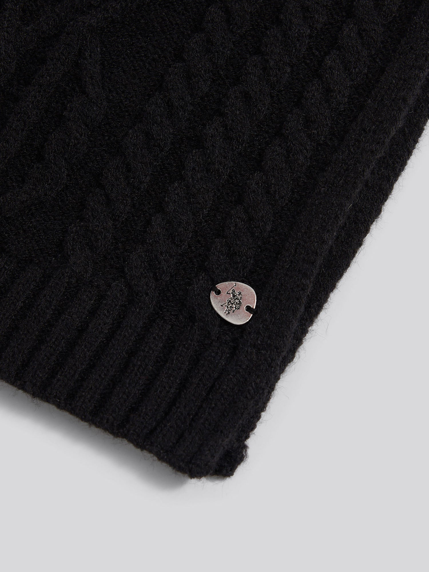 Womens Hanging Twist Cable Scarf in Black