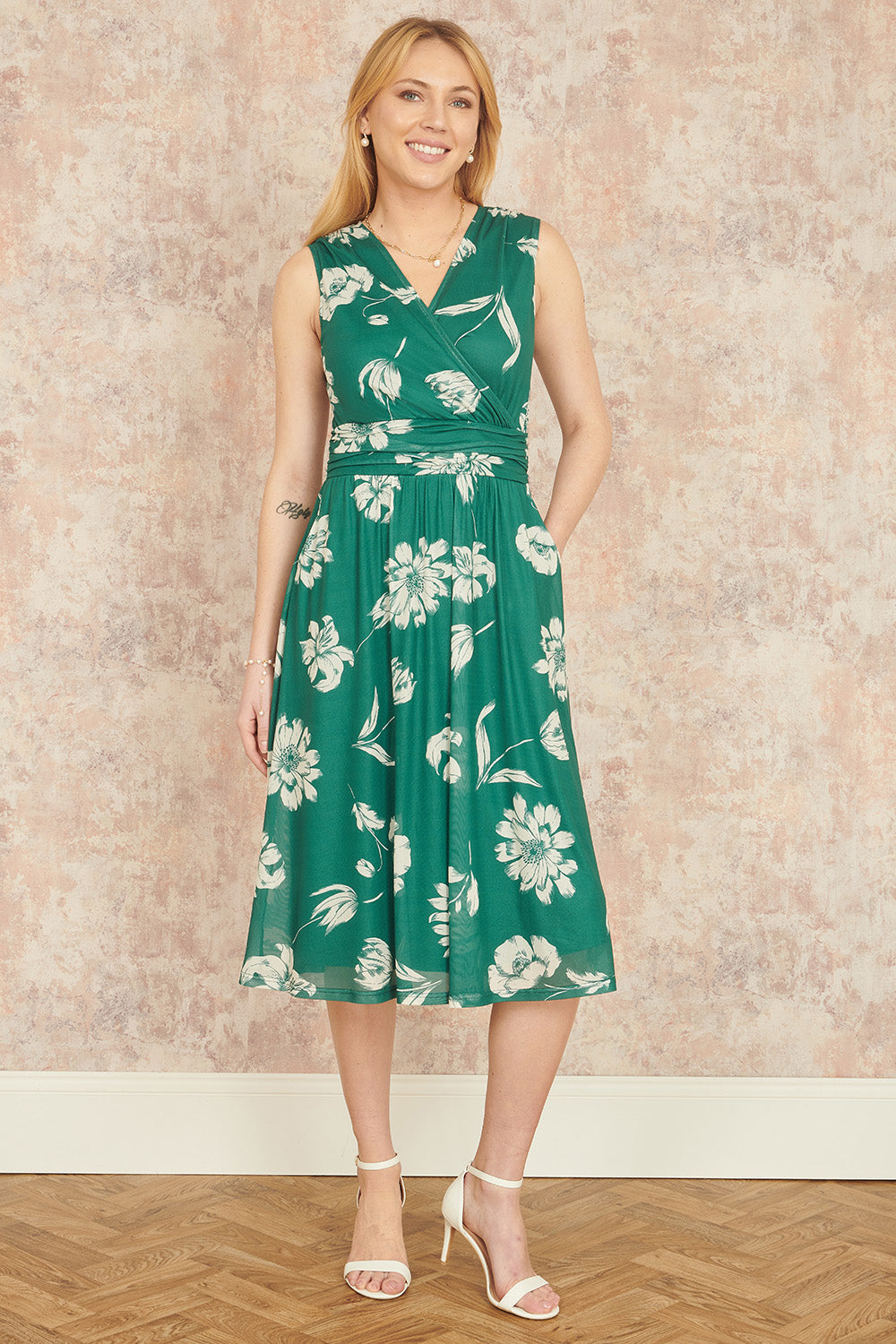 Yumi Green Floral Pleated Midi Wrap Long Sleeve Dress