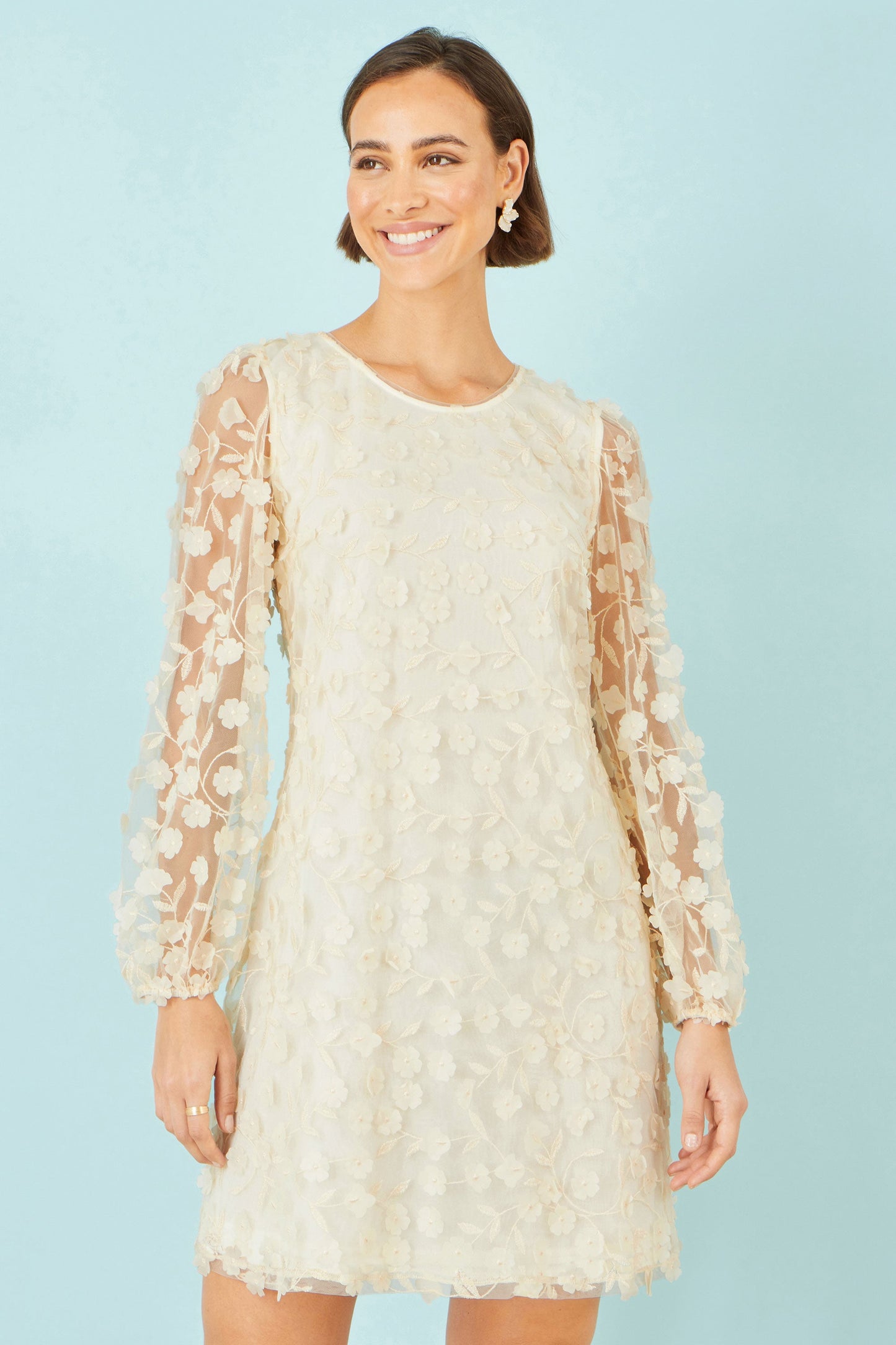 Yumi Ivory Long Sleeve Floral Applique Tunic