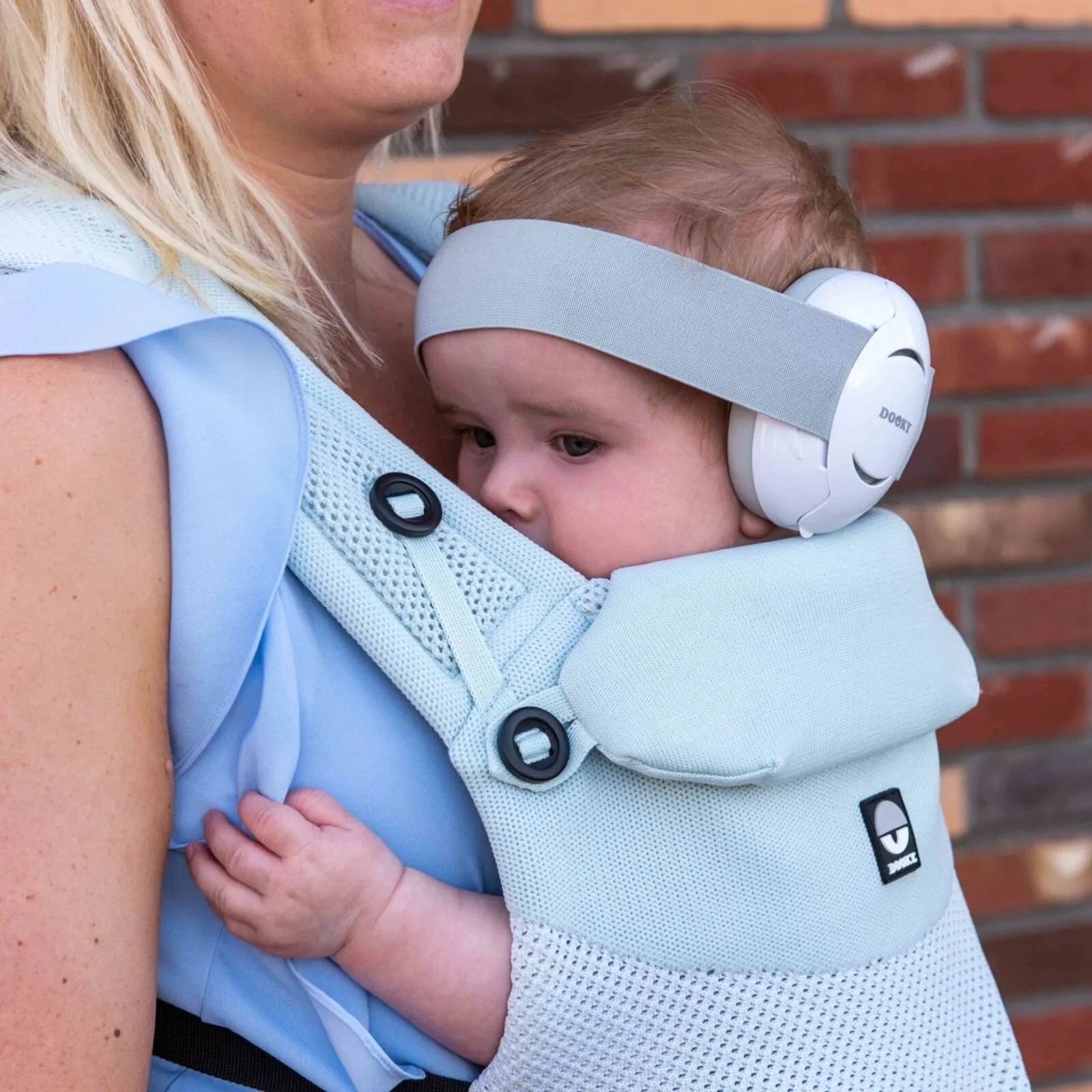 Dooky Baby Ear Protection 0-3 years - White