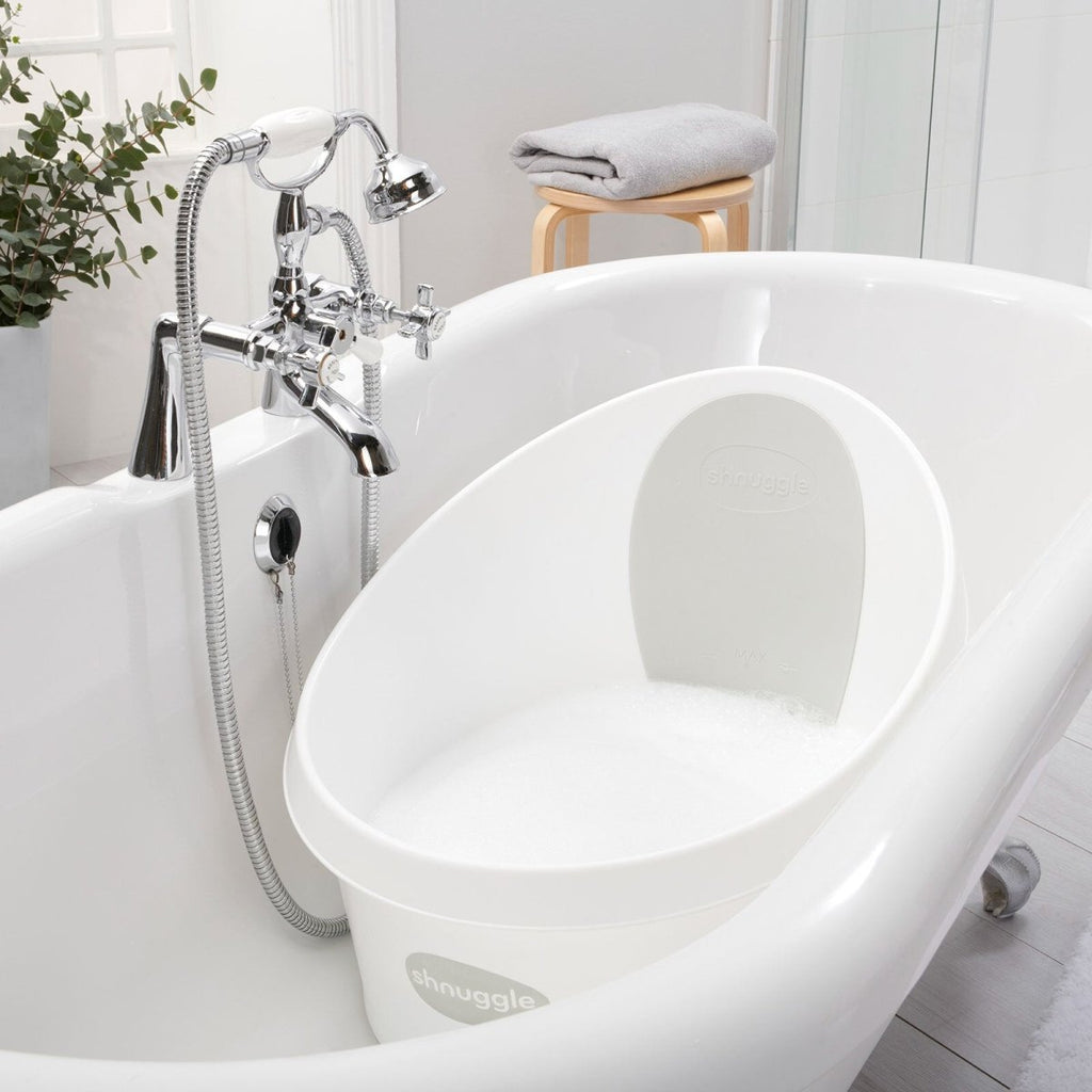Shnuggle Toddler Bath Tub - White With Light Grey Backrest