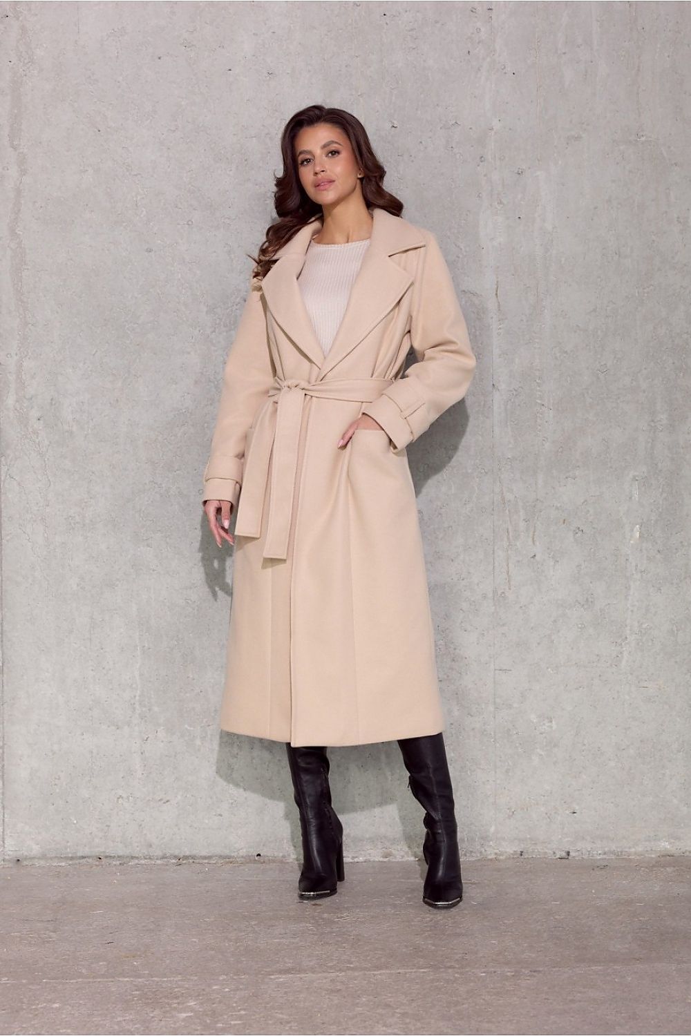 Coat model 192041 Roco Fashion