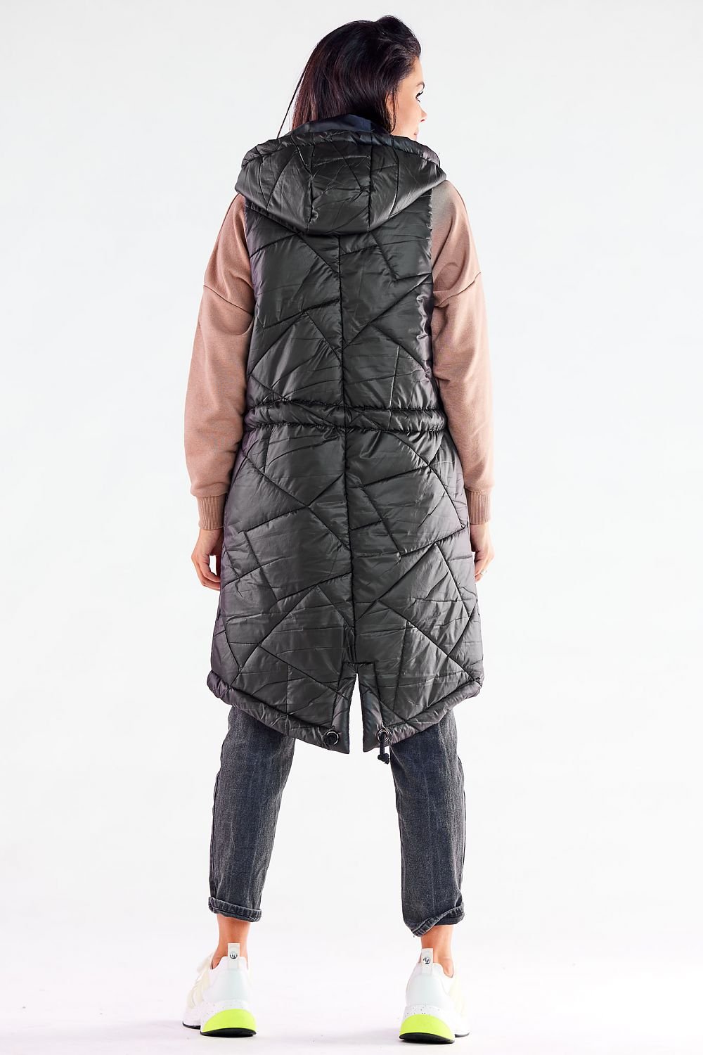 Gilet model 173875 awama