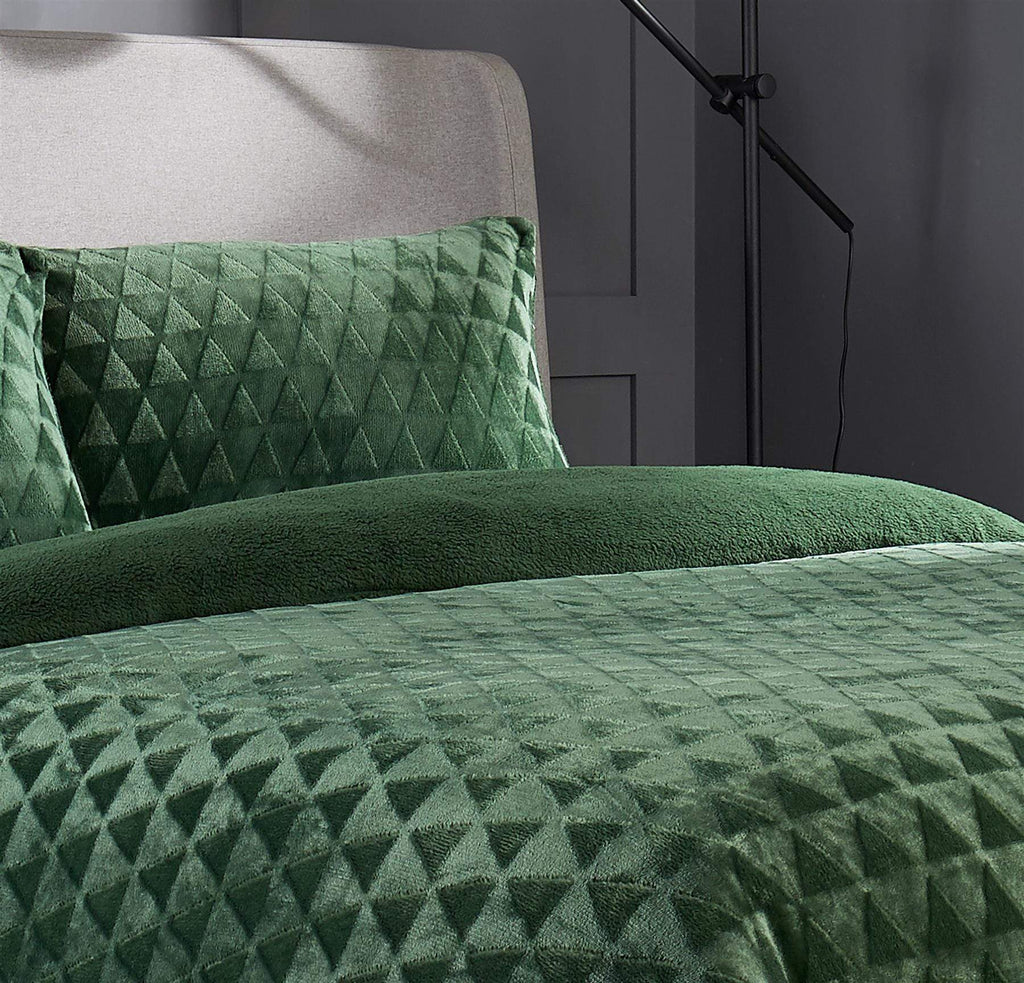 Geometric Reversible Teddy Bear Faux Fur Duvet Set Super Soft and Fluffy Bedding OEKO-TEX Certified by OLIVIA ROCCO