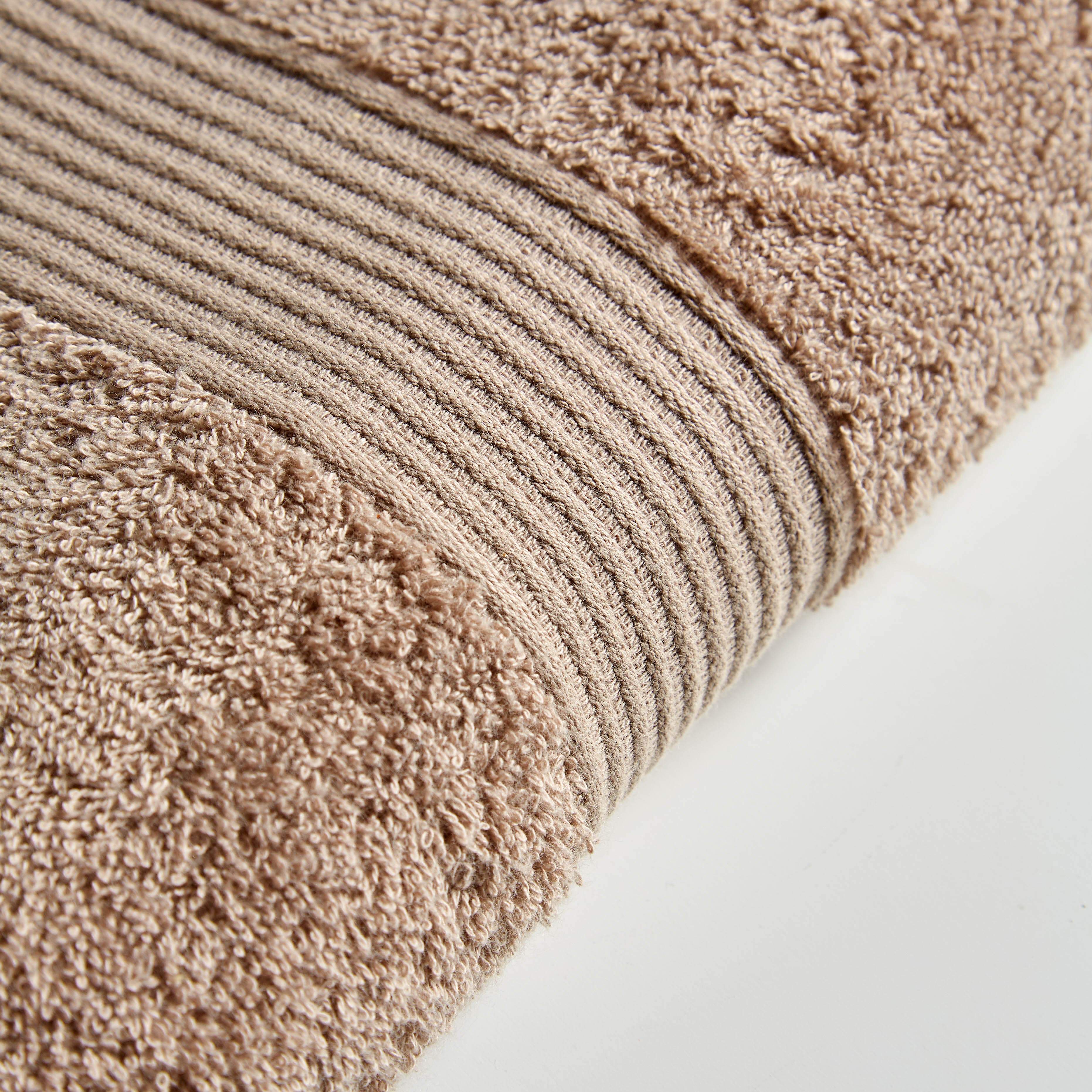 Home Collection Luxurious 500GSM Egyptian Cotton Towels High Absorbency Soft Durable OEKO-TEX Certified Various Sizes Elegant Colours by OLIVIA ROCCO