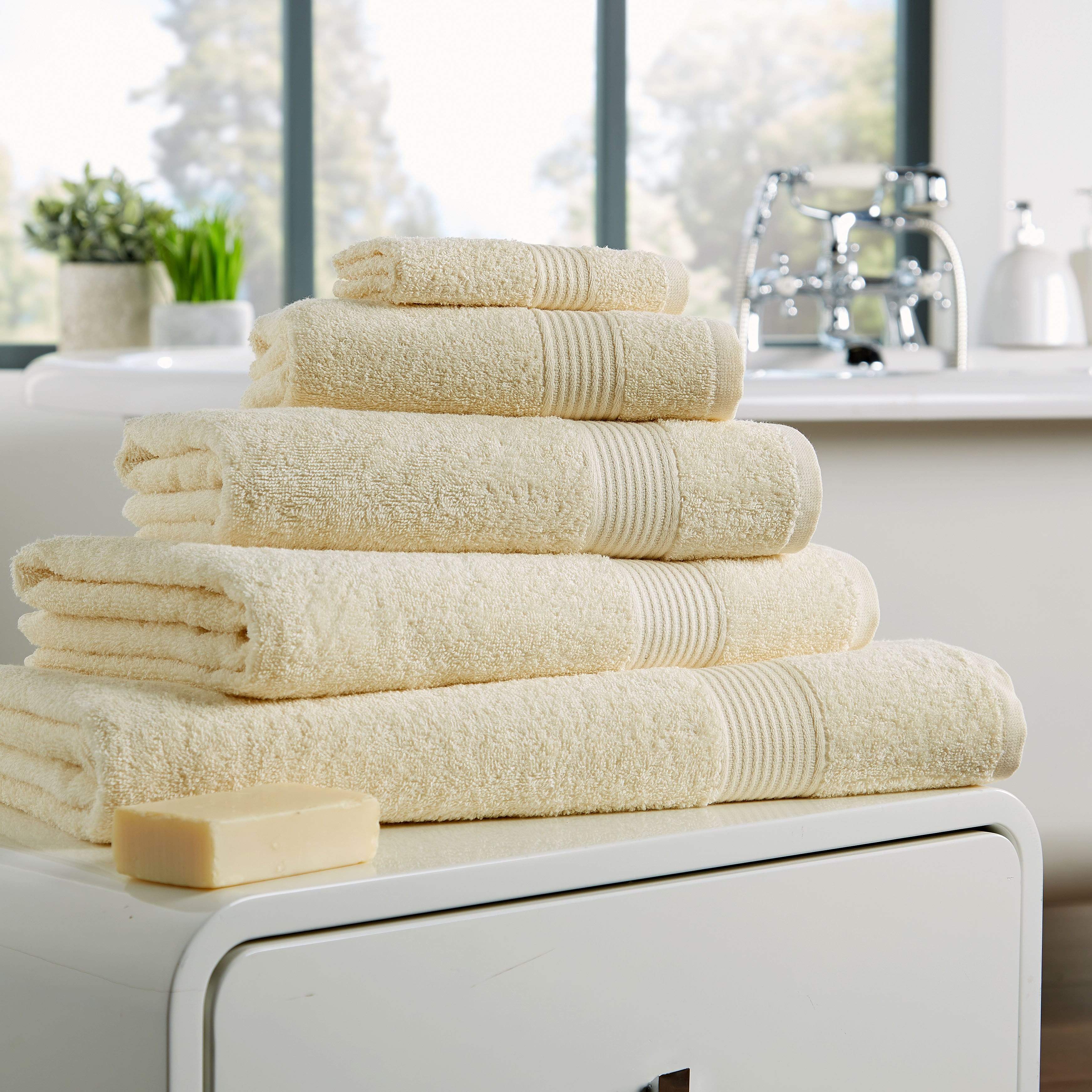 Home Collection Luxurious 500GSM Egyptian Cotton Towels High Absorbency Soft Durable OEKO-TEX Certified Various Sizes Elegant Colours by OLIVIA ROCCO