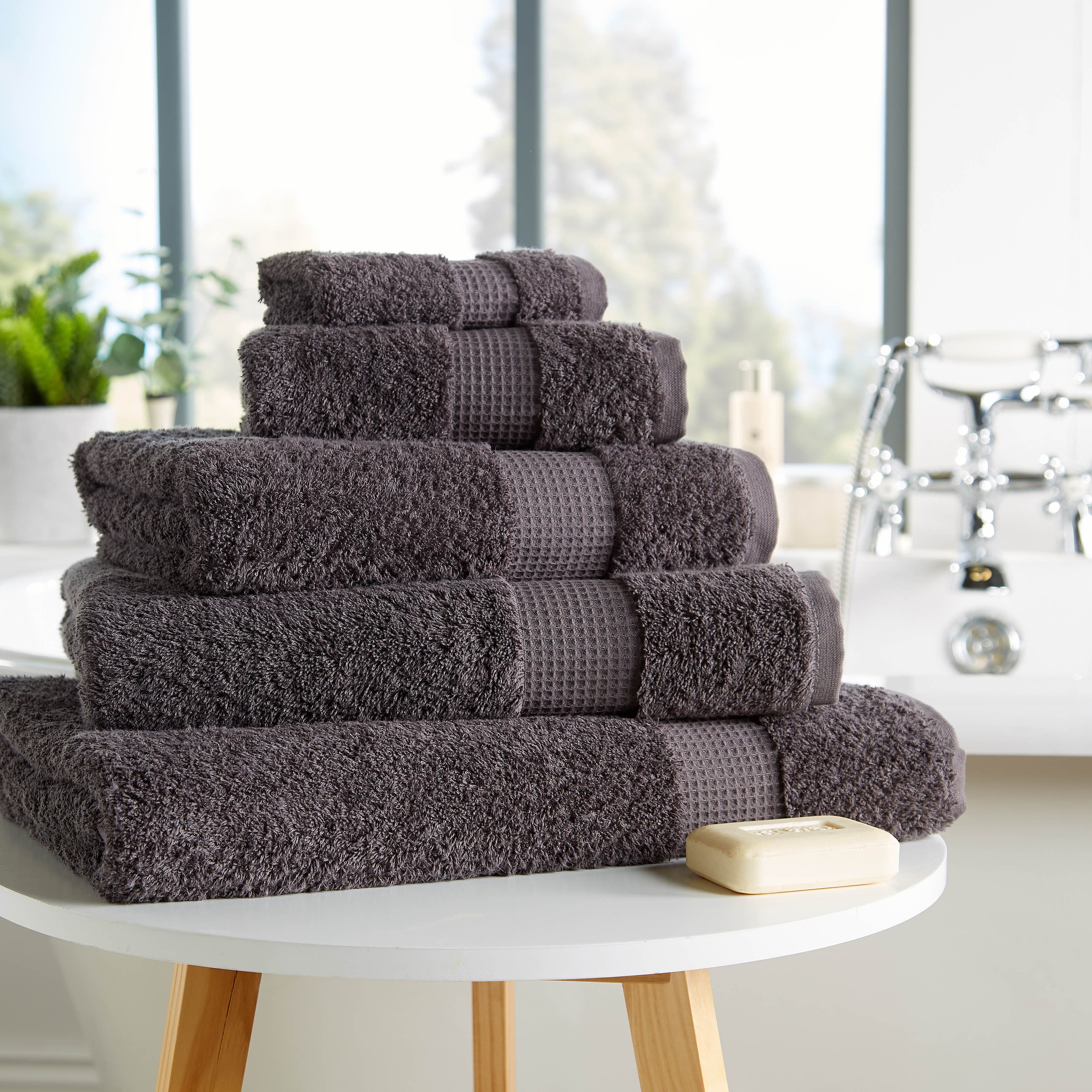 Luxe Egyptian Ultra-Soft Cotton Towels 700GSM High Absorbency Plush Spa Face Cloths Hand Towels Bath Towels XL Bath Sheets OEKO-TEX Certified by OLIVIA ROCCO