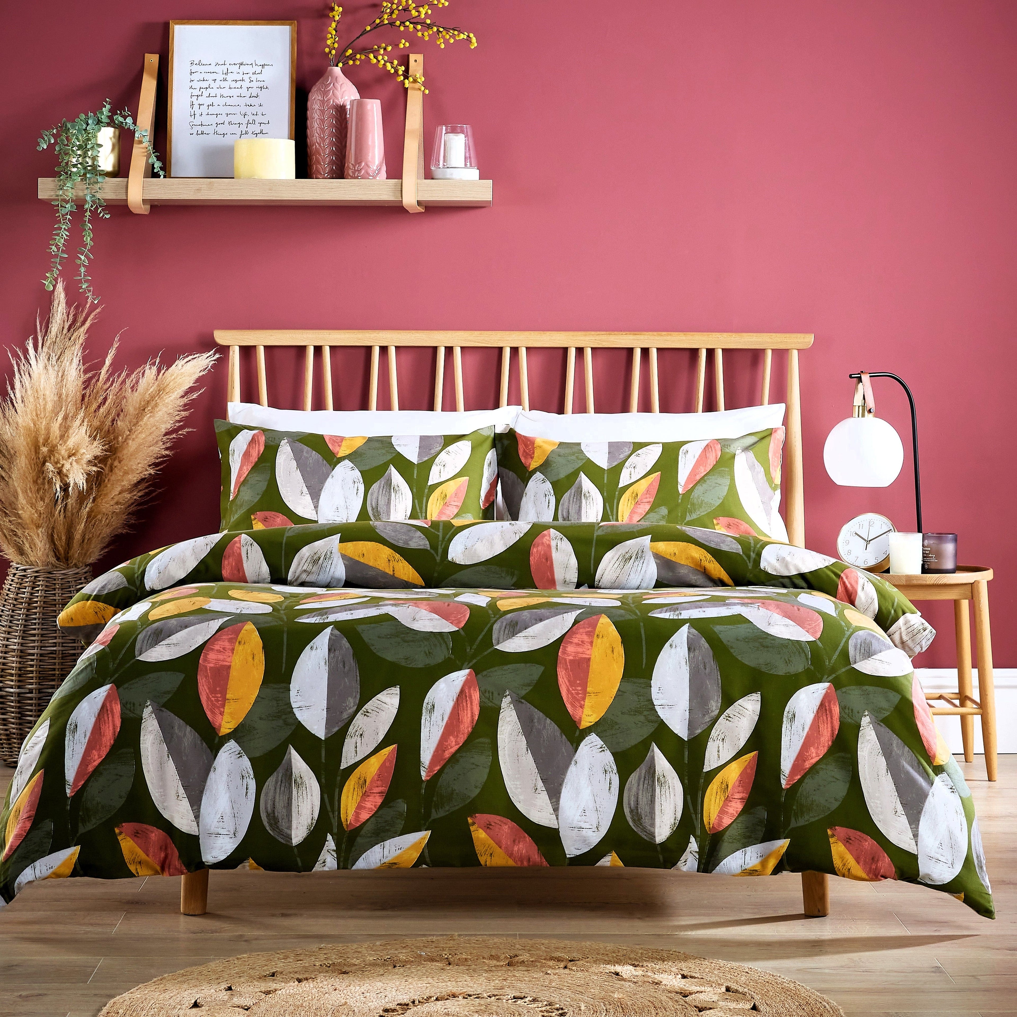 OLIVIA ROCCO Luxury Super Soft Cotton Rich Duvet Sets Easycare Comfortable Bedding Includes Duvet Cover & Pillowcases in Single Double King Size