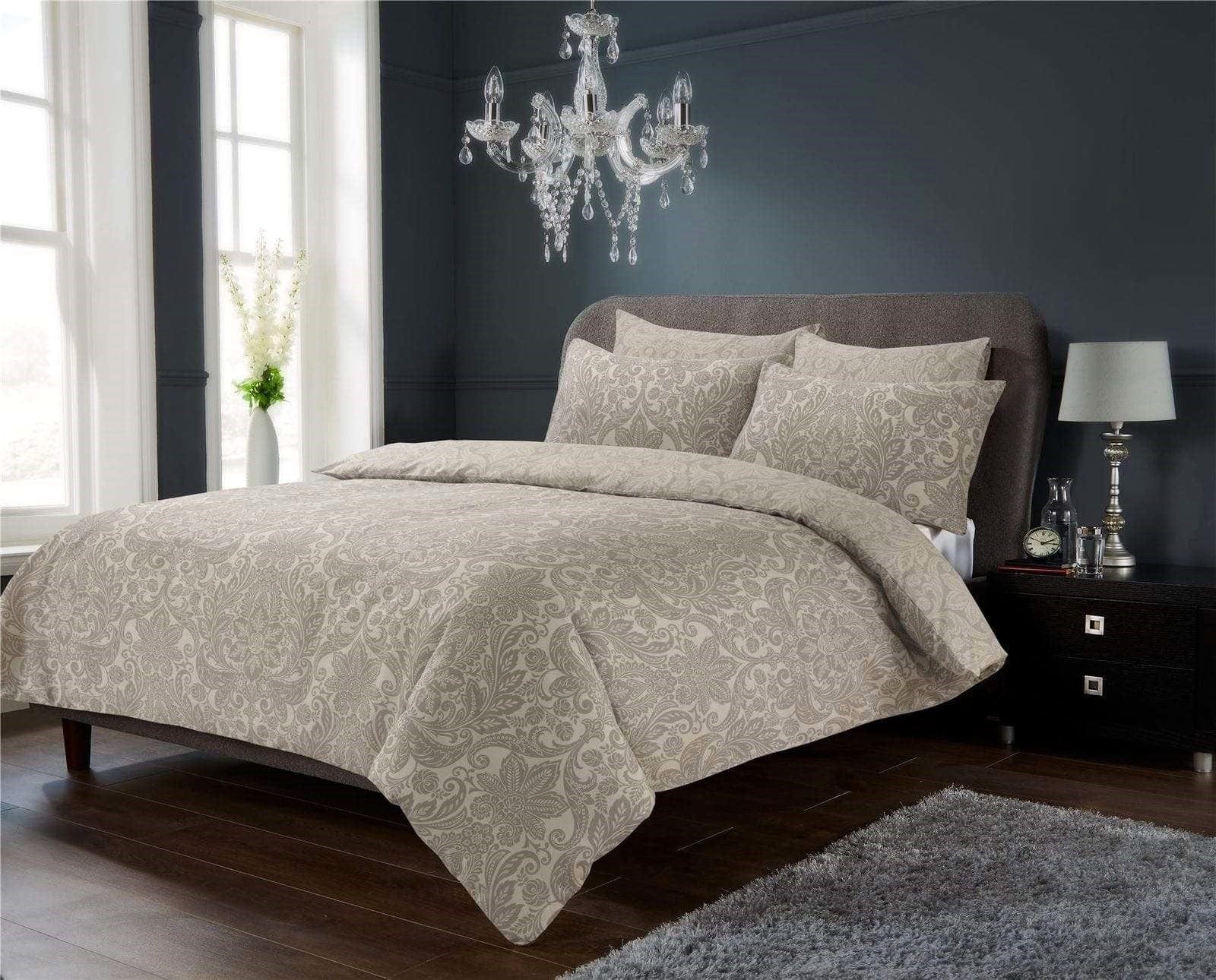 OLIVIA ROCCO Luxury Super Soft Cotton Rich Duvet Sets Easycare Comfortable Bedding Includes Duvet Cover & Pillowcases in Single Double King Size