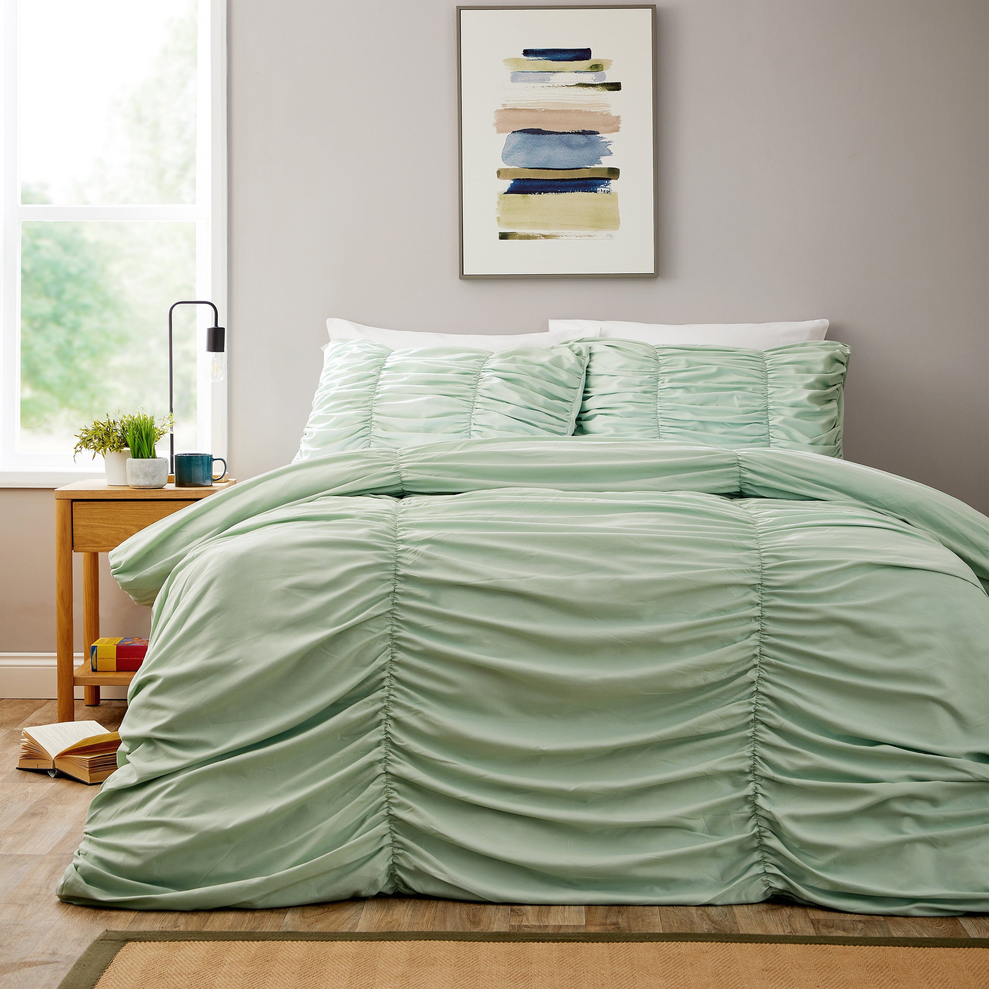 OLIVIA ROCCO Textured Pintuck Ruffles Pleated Microfibre Duvet Cover Sets with Pillowcases Soft Breathable Easy Care Bedding Set Quilt Covers