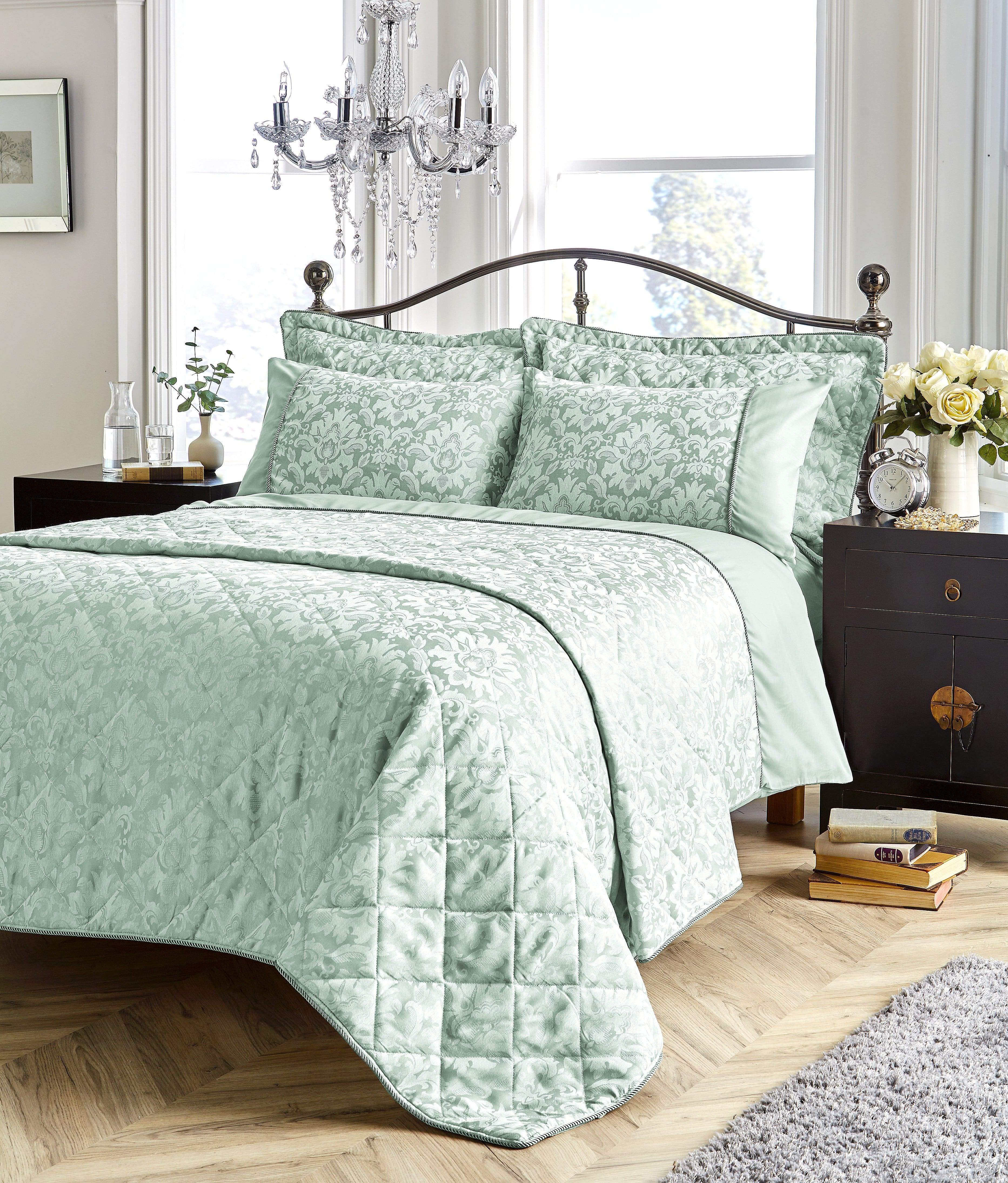 Savoy Luxurious Hand Woven Jacquard Cotton Quilt Cover Duvet Sets OEKO-TEX Certified High-Quality Bedding Multiple Sizes and Colours by OLIVIA ROCCO