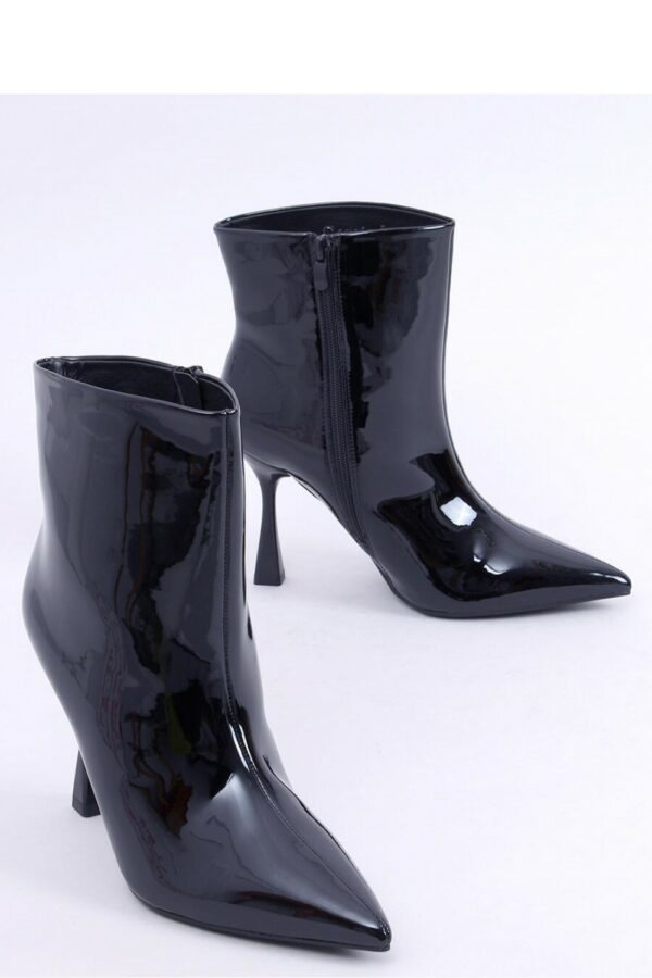Heel boots model 172590 Inello
